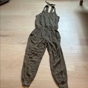 Michael Stars size M Olive/Khaki Gauze Jumpsuit